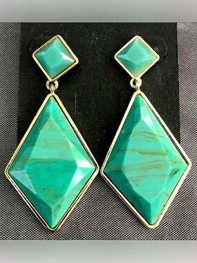NWT • Green-Aqua & Gold Geometric Drop Earrings with Stud Post Backs 💎